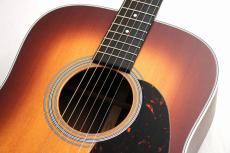 Martin 【USED】D-28 Satin Ambertone【希少カラーモデル!】【抜群の音抜け】_3