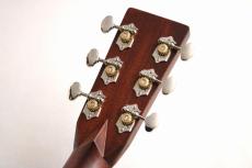 Martin 【USED】D-28 Satin Ambertone【希少カラーモデル!】【抜群の音抜け】_7