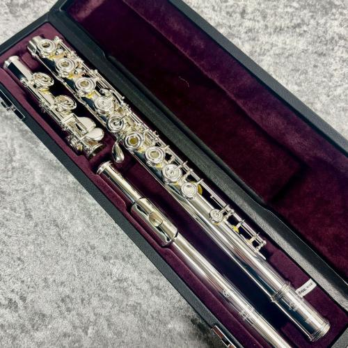 YAMAHA YFL-577 フルート 【オフセットリングキイ、Eメカ付き】YFL577