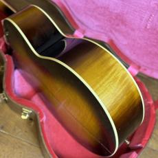 Gibson Murphy Lab Collection 1957 SJ-200 Vintage Sunburst Light Aged_8