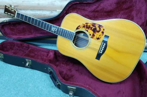 Santa Cruz  Tony Rice Anniversary Limited Model / 9 of 10・Solid 20+ year old German Spruce Top・Old growth Brazilian Rosewood Side and Back・Large Sound Hole・Tony Rice Inlay 【With Original Hard Case】  1991年製