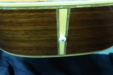 Martin D-45 / Vertical Logo・Original Grover Gold Peg・Solid Abalone Trim & Rosette・German Spruce Top・Rosewood Side and Back・Mahogany Neck・Square Rod・Non-Scalloped X Brace【With Original Blue Hard Case】   1974年_11