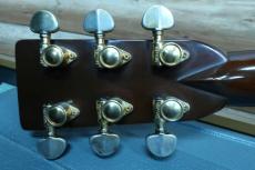 Martin D-45 / Vertical Logo・Original Grover Gold Peg・Solid Abalone Trim & Rosette・German Spruce Top・Rosewood Side and Back・Mahogany Neck・Square Rod・Non-Scalloped X Brace【With Original Blue Hard Case】   1974年_13