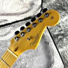 Fender American Professional II Stratocaster 3-Color Sunburst_4