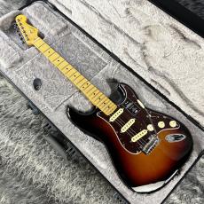 Fender American Professional II Stratocaster 3-Color Sunburst_5