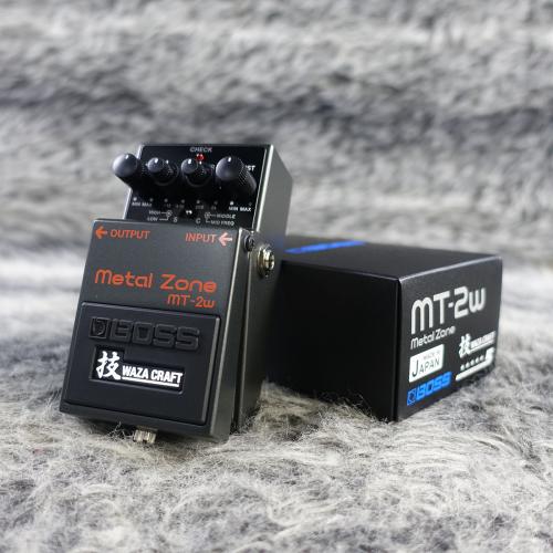 BOSS MT-2W Metal Zone / Distortion