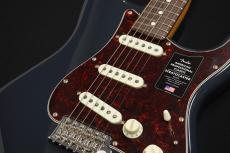 Fender American Professional Classic Stratocaster®  Faded Black 【現物画像/3.51kg】_3