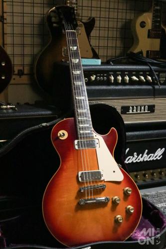 Gibson Les Paul Deluxe Cherry Sunburst 1975