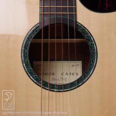Casey Guitars OM Cutaway (Madagascar Rosewood)【48回無金利キャンペーン発動中!】_12
