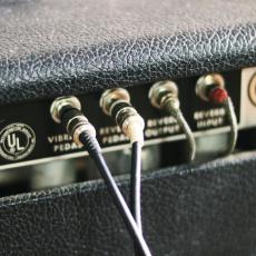 Fender 1967 deluxe reverb_12