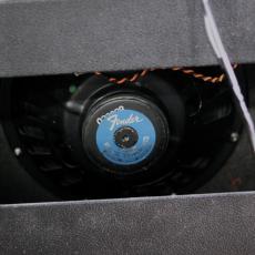 Fender 1967 deluxe reverb_14