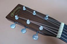 Martin D-18 Authentic 1937 / Solid Adirondack Spruce Top ・Solid Mahogany Side and Back・Original Waverly Peg・T-bar rod Dovetail Neck Joint・Ebony Fingerboard and Bridge Long Saddle・Under Finish Pick Guard 【Wit_8