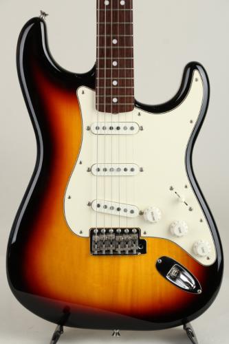 Fender Made in Japan Traditional Late 60s Stratocaster 3-Color Sunburst 2020