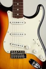 Fender Made in Japan Traditional Late 60s Stratocaster 3-Color Sunburst 2020_2