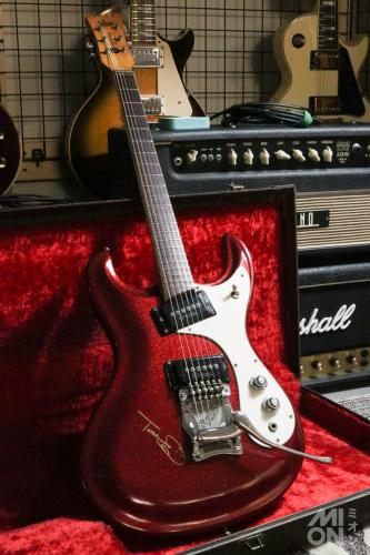 Mosrite Ventures Model 1965 Solid Red Sparkle #3085