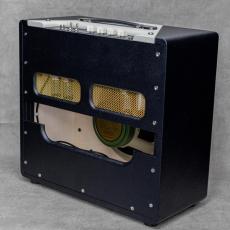 Divided by 13 CJ11 11W Combo Black/Cream_4