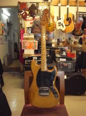 Fender MUSTANG(1977)_2