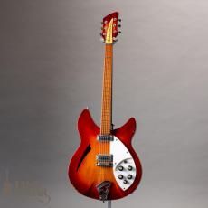 Rickenbacker 330 Fireglo '89