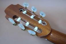 Lowden S-25J Nylon Strings / Venetian Cutaway・Solid Western Red Cedar Top・Solid Wast Indian Rosewood Side and Back・5-Piece Mahogany Neck・ Ebony Fingerboard・Jacaranda Bridge・Multi Wood Binding・Fishman Active _9