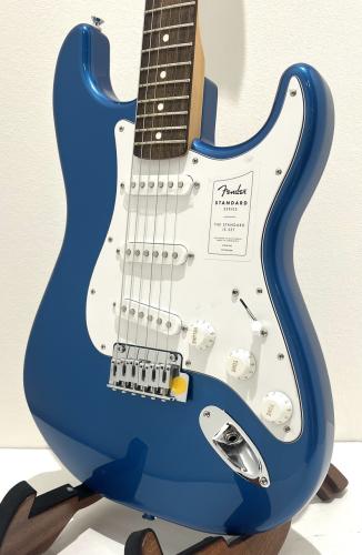 Fender Fender Standard Stratocaster Maple Fingerboard / Aqua Marine Metallic