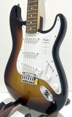 Fender Fender Standard Stratocaster Laurel Fingerboard / 3-Color Sunburst