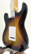 Fender Fender Standard Stratocaster Laurel Fingerboard / 3-Color Sunburst_5