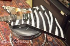 Gibson 1999 Explorer Gothic "Zebra" (Satin Ebony)_5