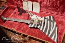 Gibson 1999 Explorer Gothic "Zebra" (Satin Ebony)_11