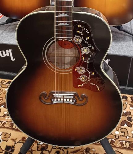 Gibson 【新店オープン記念セール】1957 SJ-200 Vintage Sunburst #22085011【送料当社負担・最大48回分割無金利】
