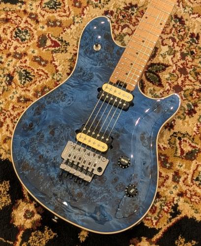 PEAVEY HP 2 Poplar Burl Transparent Blue