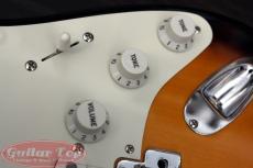Fender Made in Japan Traditional II 50s Stratocaster 2CS '22_9