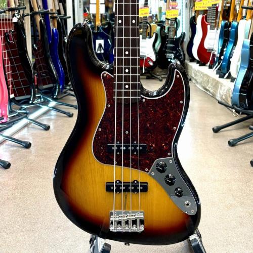 Fender Japan Made in Japan Heritage 60s Jazz Bass