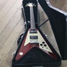 Gibson  1971 Flying V Medallion "Limited Edition"　Refinish_16