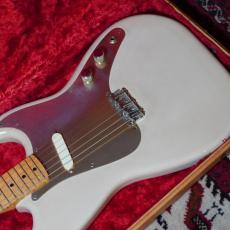 Fender 1958 Musicmaster Desert Sand_3
