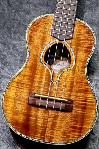 Leilani 【USED】2004年製 Concert UKE【コンサート】【レイラニ氏製作】【美杢】 【池袋店在庫品】
