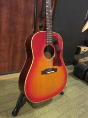 Gibson 1967 J-45 ADJ Cherry Sunburst_2