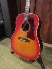Gibson 1967 J-45 ADJ Cherry Sunburst_4