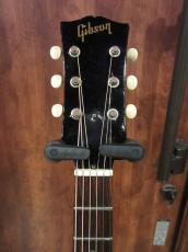 Gibson 1967 J-45 ADJ Cherry Sunburst_7