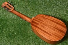 Uma Ukulele UK-20SCP Concert Pine NA_4