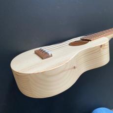 QUIAM Ezo's Ukulele Through neck Soprano 北海道産木材使用ウクレレ!!【オンラインストア限定】_4