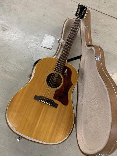 Gibson J-50 ADJ 1968年頃 L.R Baggs Lyric ピックアップ付き!