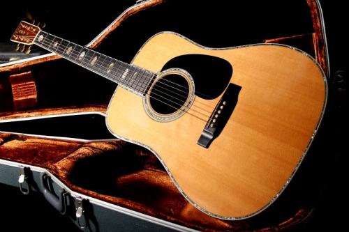 Martin D-45 Brazilian【限定6本 黒澤楽器様 代理店初年度のハカランダモデル 極上品の入荷!】解説試奏動画ご覧いただけます。