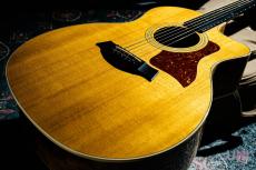 Taylor 214ce-KOA  / 2013