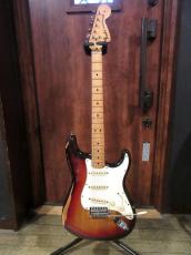 Fender 1974 Fender Stratocaster Sunburst / Maple