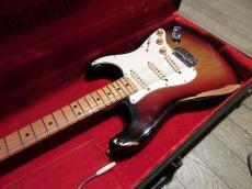 Fender 1974 Fender Stratocaster Sunburst / Maple_8