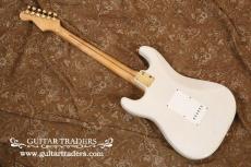 Fender 2007 American Vintage Series 1957 Commemorative Stratocaster Limited Edition_2