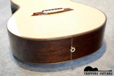 Martinez MSCC-14 Tribute Ⅱ (2010年代) リーズナブルな価格のエレガット!マイクとピエゾの組み合わせで多彩なサウンドメイクが可能です!_13