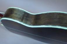 M.Suyama (巣山正弘）   00-45 Pre-WarType Custom / Slotted Head・Torch Inlay・Solid Spruce Top・Solid Jacaranda Side and Back・ Solid Abalone Top & Side & Back Trim・Snow flakes and Diamond and Cat’s Eyes Inlay 【With Hard Case】 _3