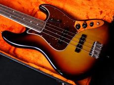 Fender American Vintage II 1966 Jazz Bass 3-Color Sunburst 2023_3