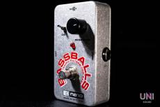 Electro-Harmonix Nano Bassballs_2